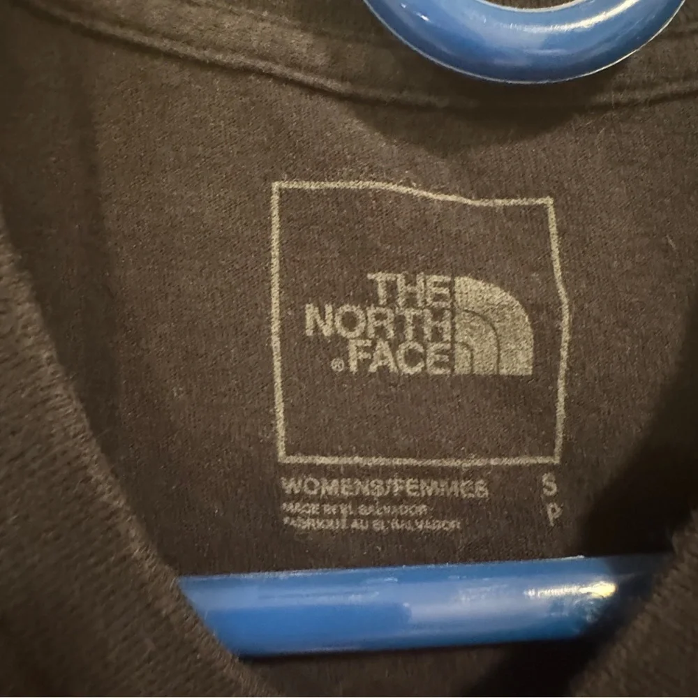 The North Face Women's Tee - Picture 4 of 4